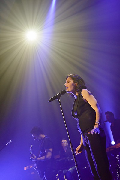 TINA ARENA EN CONCERT - 11/2011 - TOULOUSE